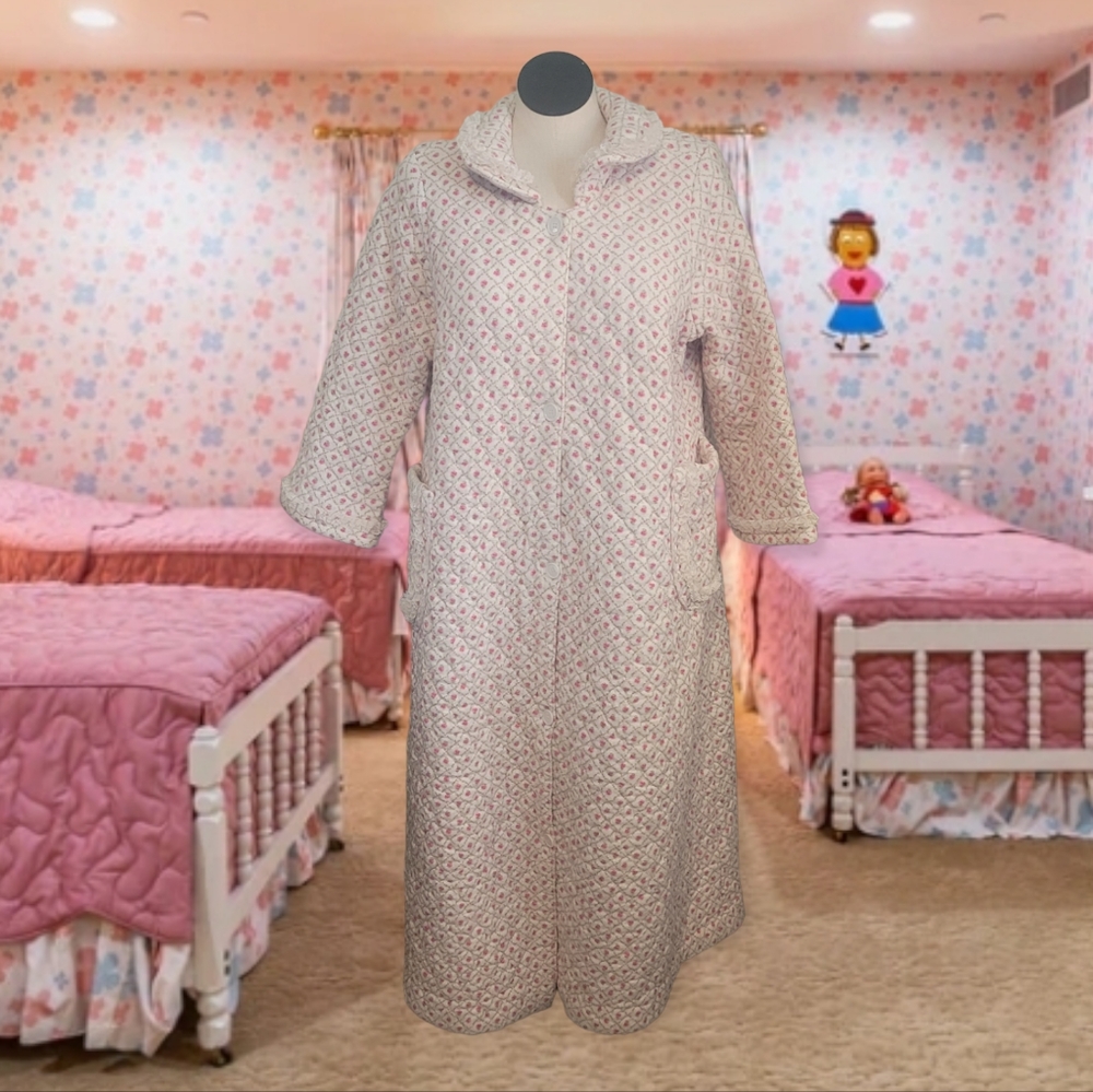 Vintage 70s Handmade Quilted Flannel Robe